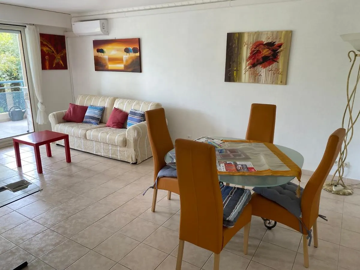3P, Cannes, Domaine Securise, Piscine, Tennis, Golf, 3 Etoiles 0*, Cannes