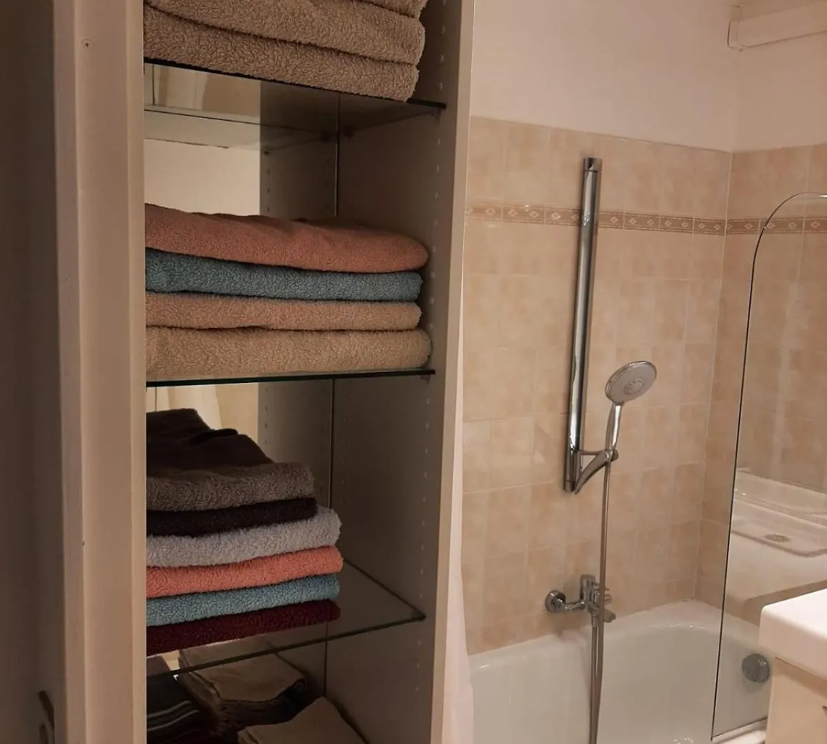 Daire 3P, Cannes, Domaine Securise, Piscine, Tennis, Golf, 3 Etoiles