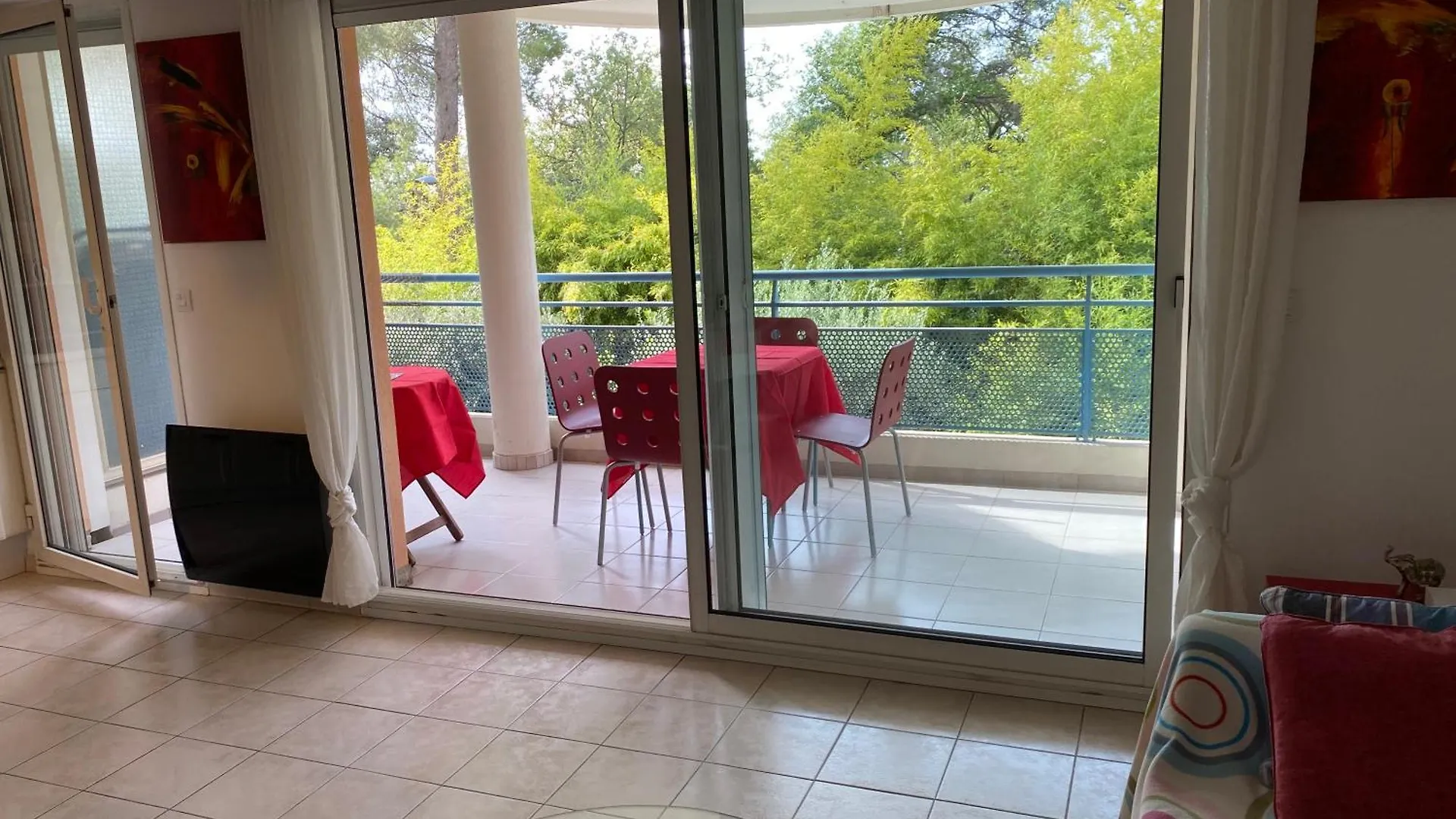 Daire 3P, Cannes, Domaine Securise, Piscine, Tennis, Golf, 3 Etoiles
